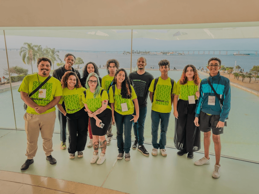 Projetos de arte e eletrônica do Hackerclubes de 2025 no Rio de Janeiro (RJ), na Nave do Conhecimento da Penha.